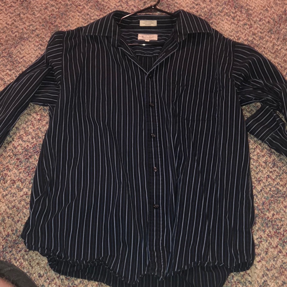 Eighty eight men’s XL SHIRT